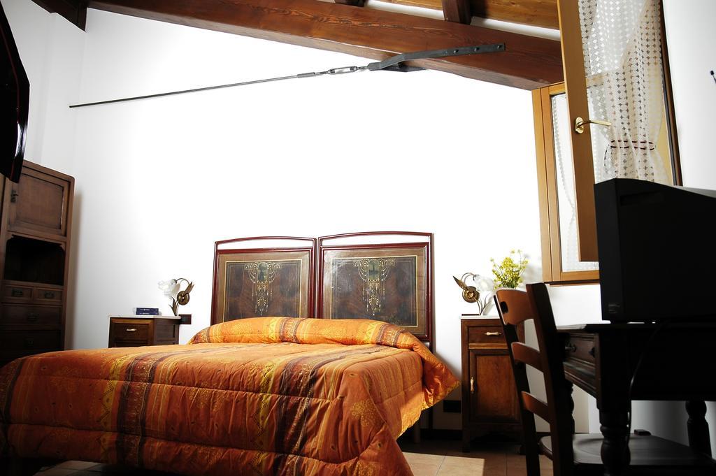 Briciola Di Sole Guest House Гротамаре Стая снимка
